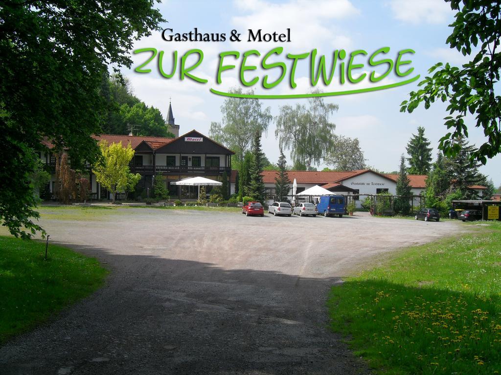 Motel Zur Festwiese Gierstädt エクステリア 写真
